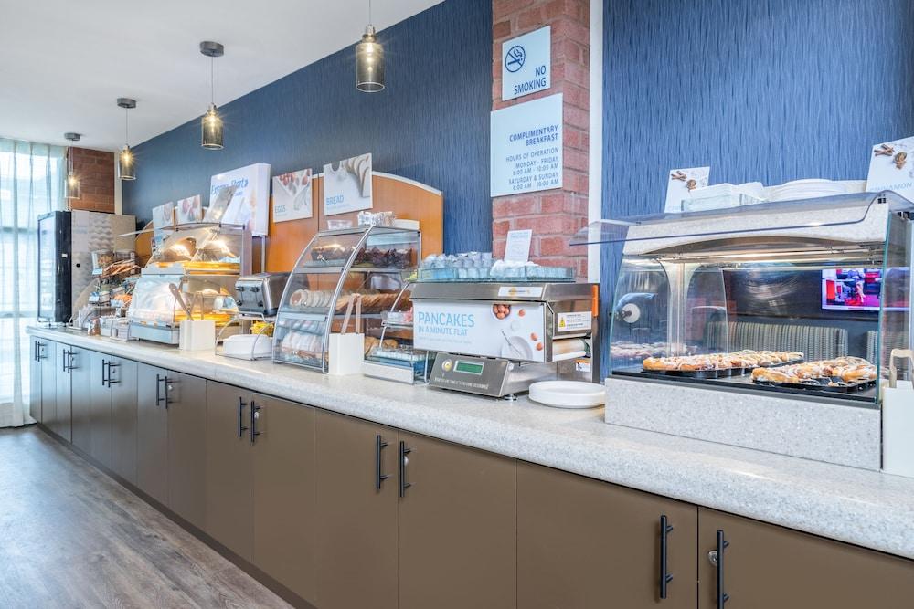 Holiday Inn Express Cambridge By Ihg Eksteriør bilde