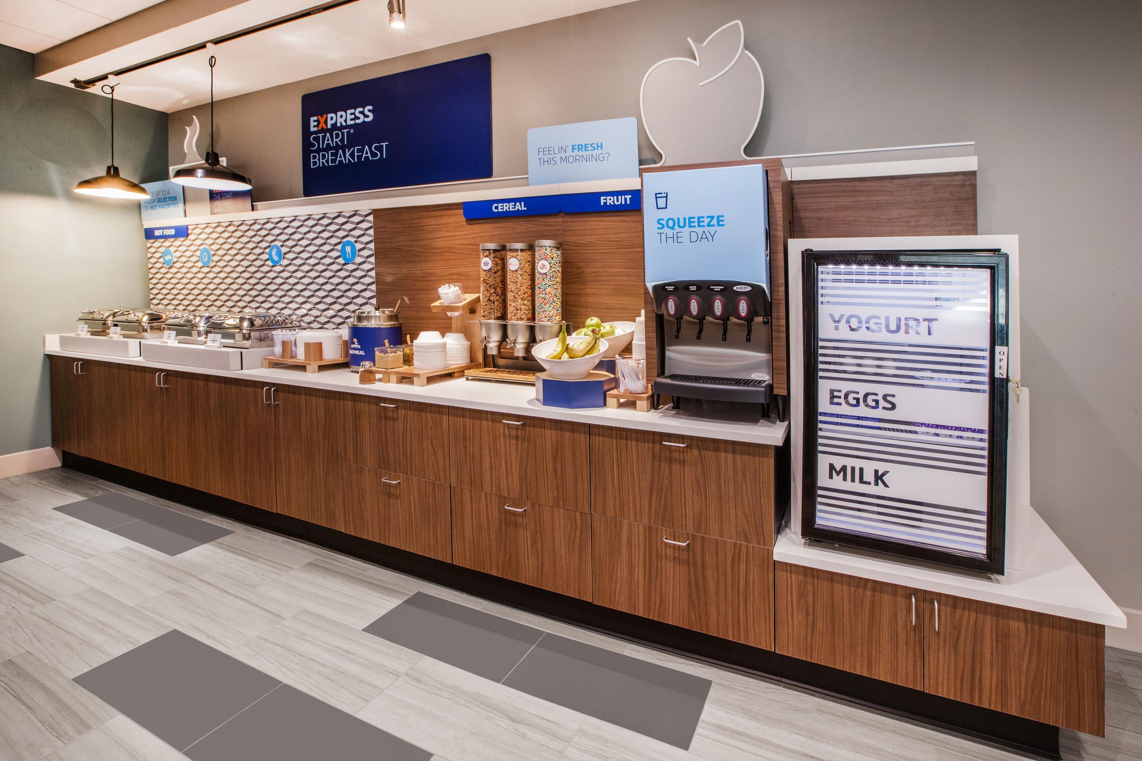 Holiday Inn Express Cambridge By Ihg Eksteriør bilde