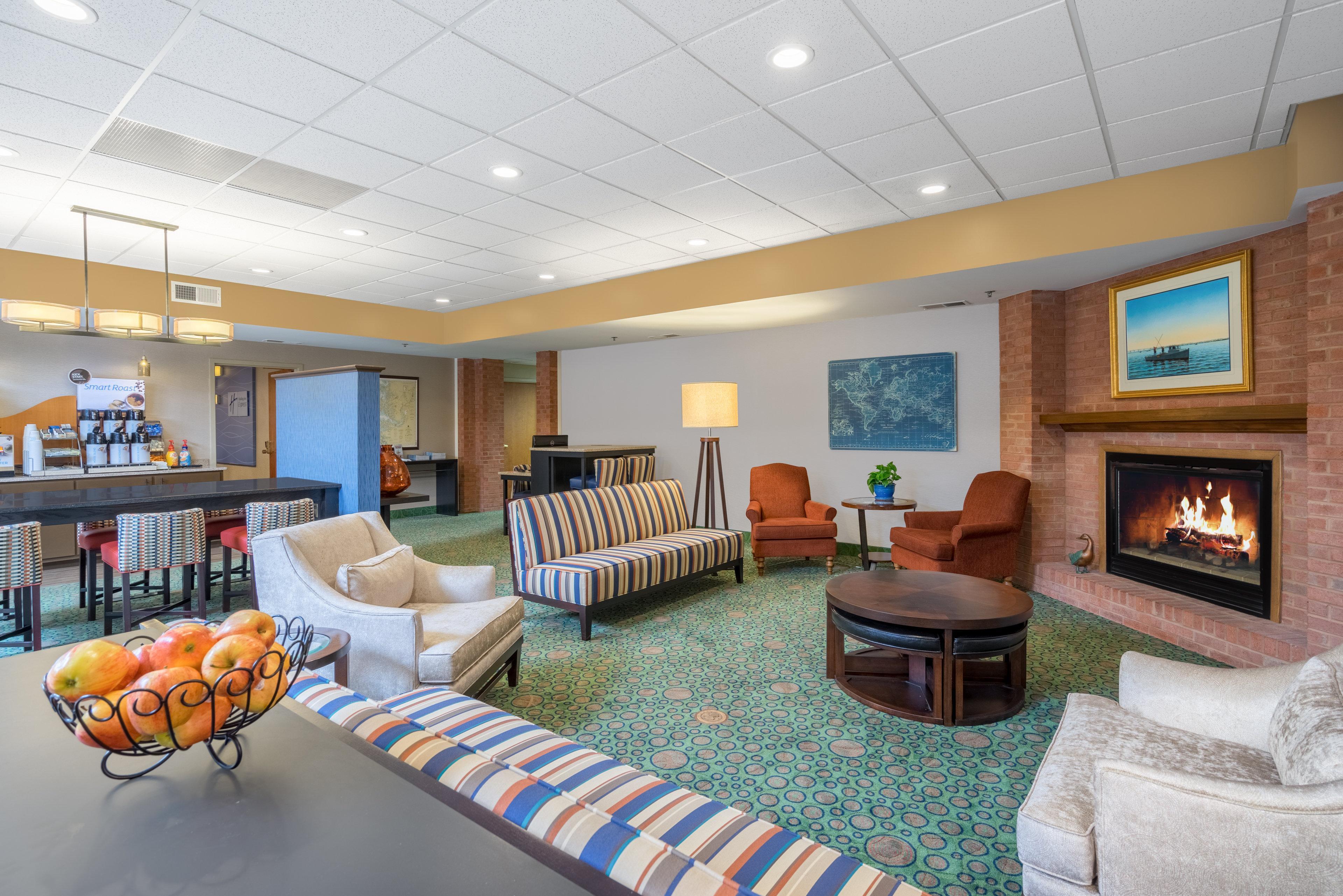 Holiday Inn Express Cambridge By Ihg Eksteriør bilde