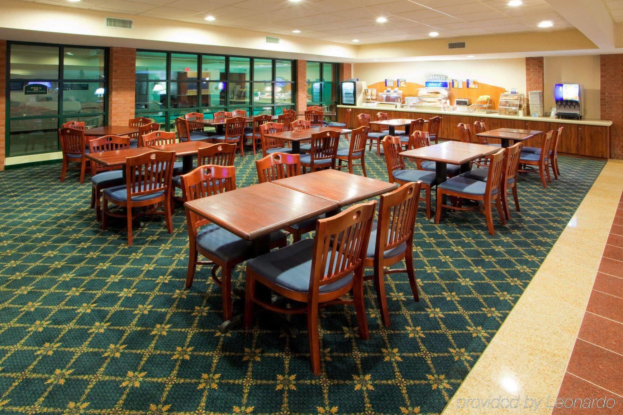 Holiday Inn Express Cambridge By Ihg Eksteriør bilde