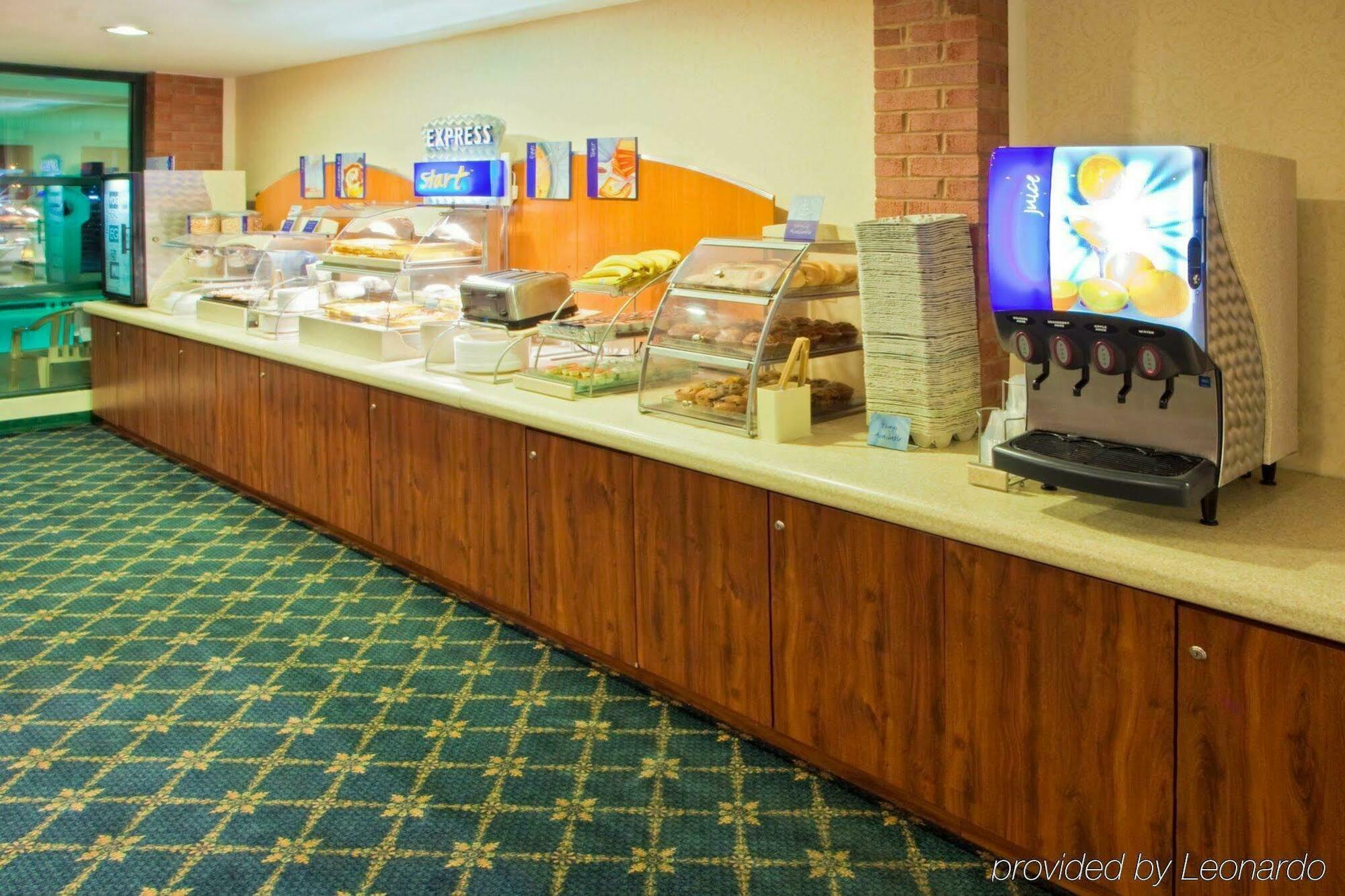 Holiday Inn Express Cambridge By Ihg Restaurant bilde